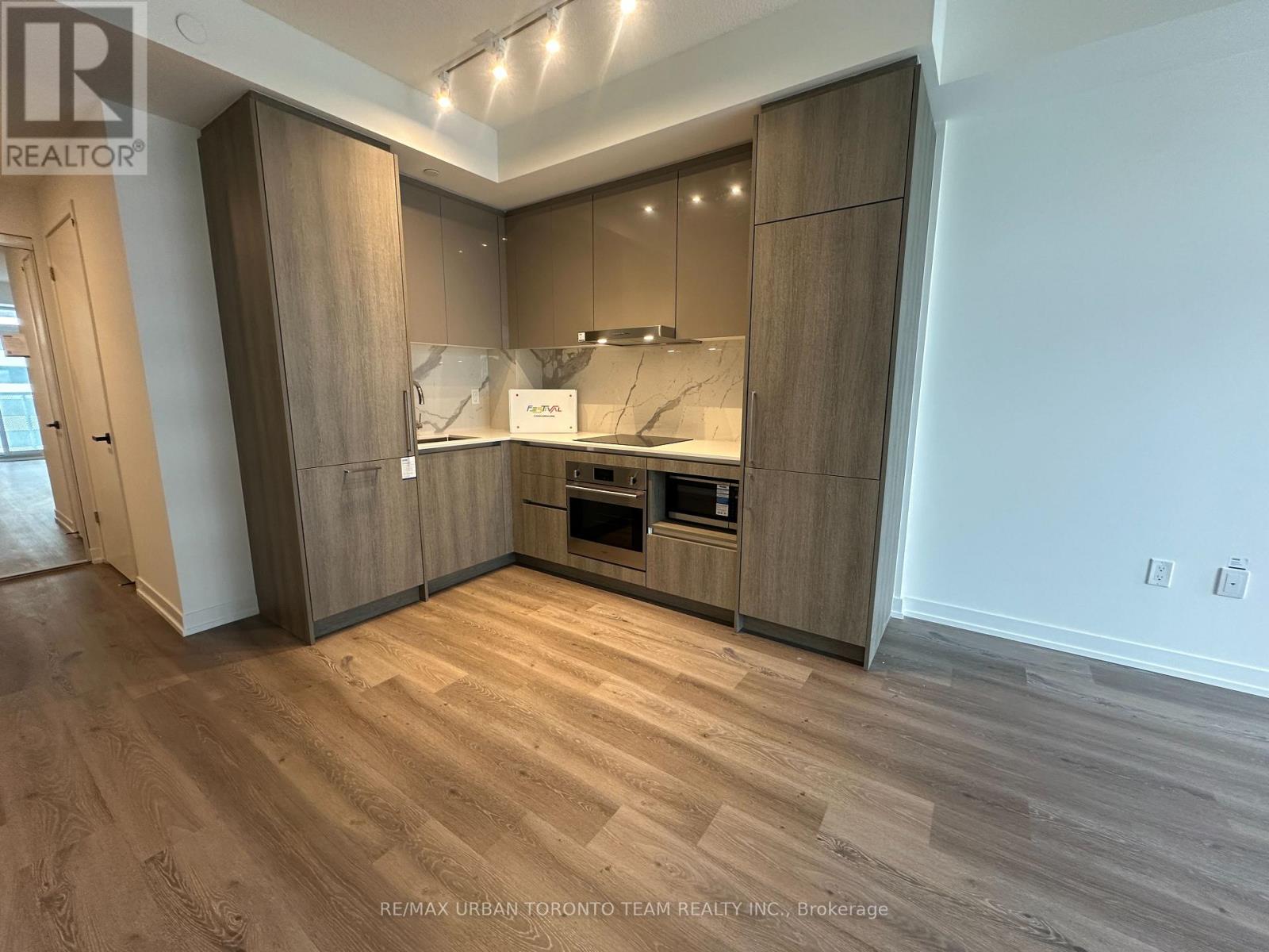 5601 - 225 Commerce Street, Vaughan, Ontario  L4K 0R1 - Photo 4 - N13550278