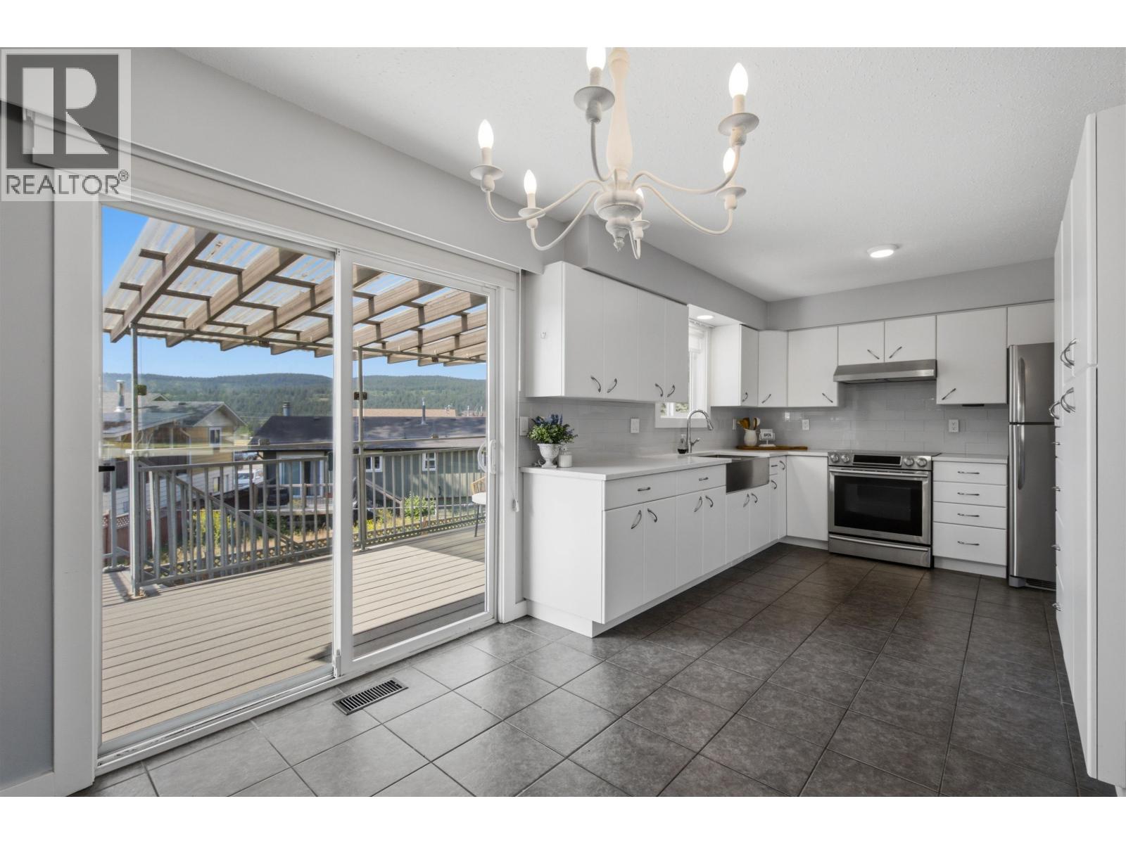 338 Litzenburg Crescent, Williams Lake, British Columbia  V2G 4G8 - Photo 13 - R3145054
