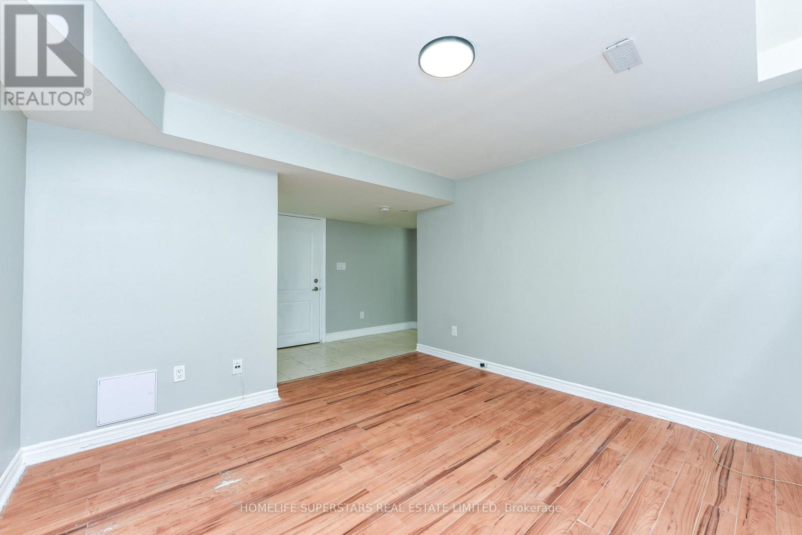 Bsmt - 15 Gold Hill Road W, Brampton, Ontario  L6X 4T6 - Photo 18 - W13434206