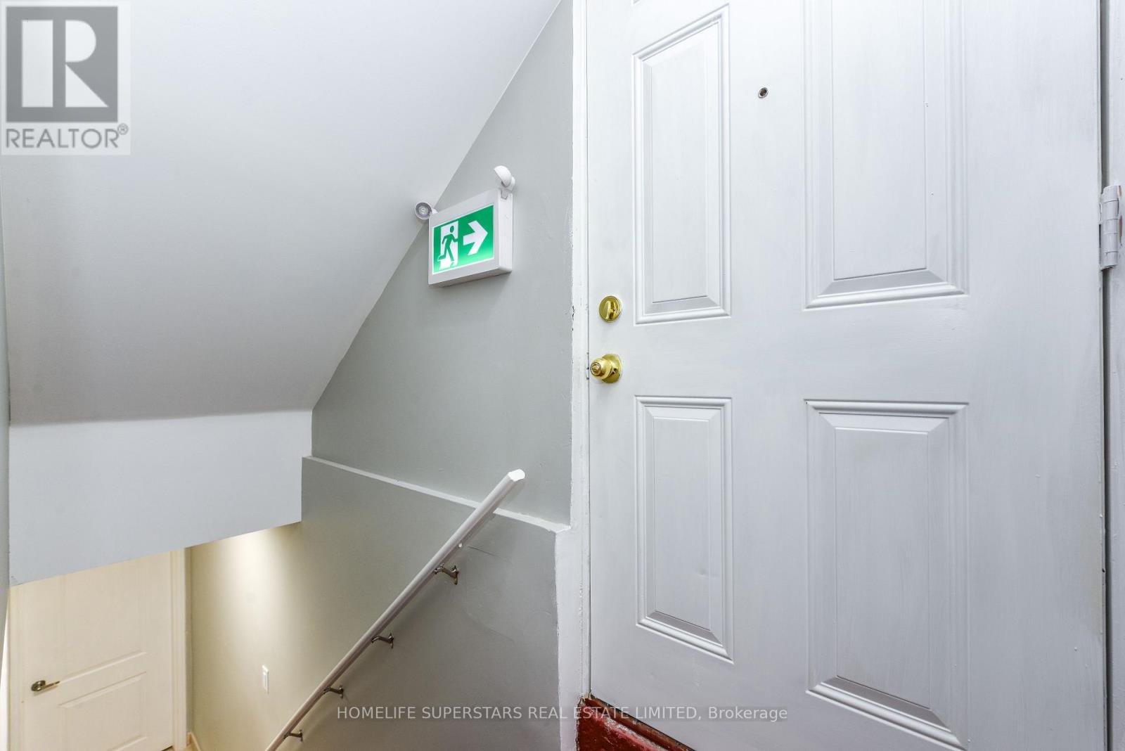Bsmt - 15 Gold Hill Road W, Brampton, Ontario  L6X 4T6 - Photo 7 - W13434206