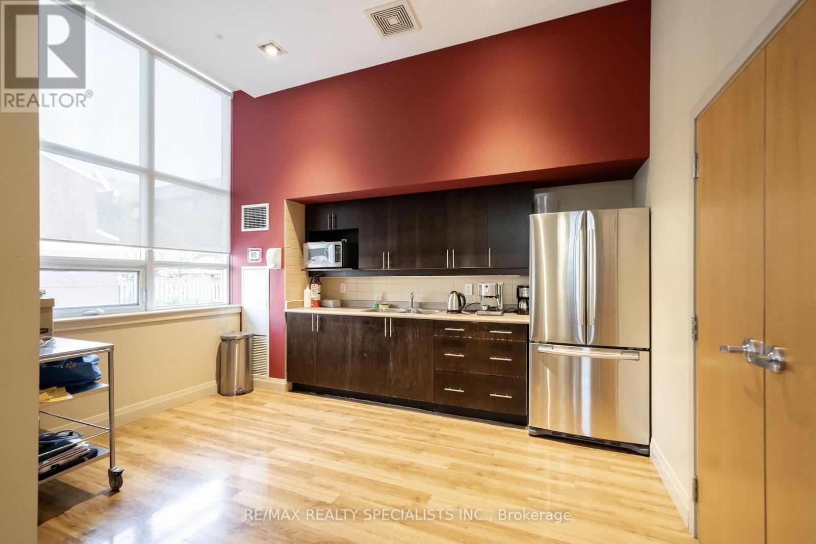 514 - 4 Elsinore Path, Toronto, Ontario  M8V 4G7 - Photo 20 - W13545096