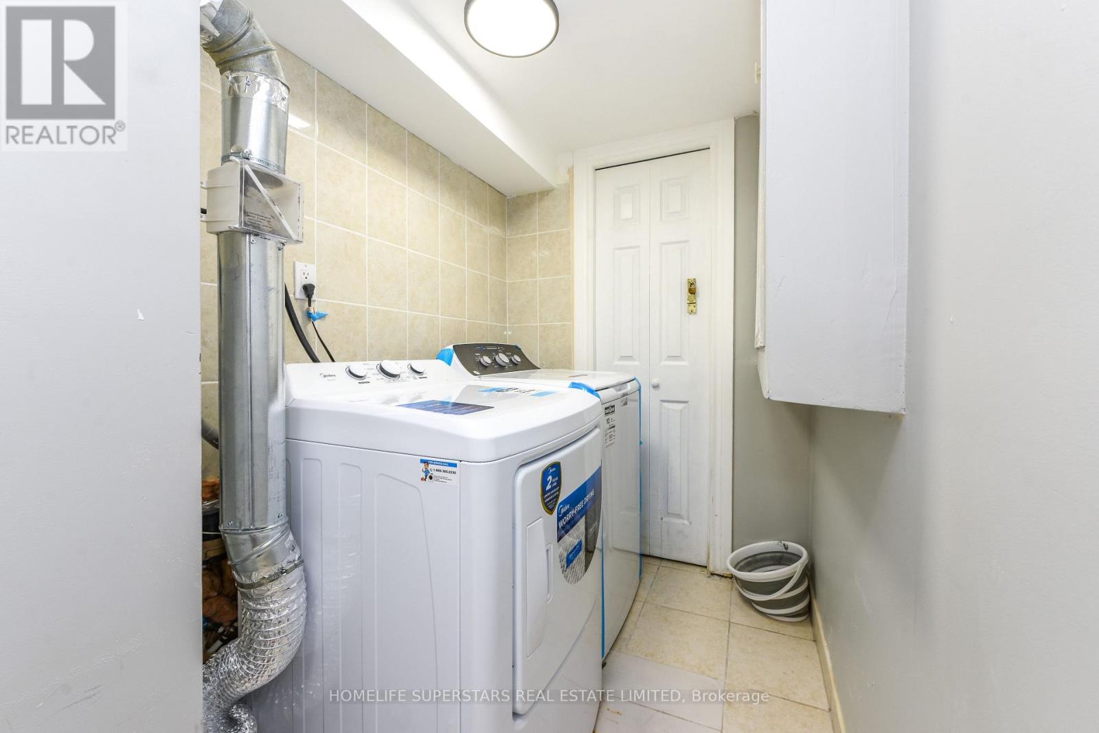 Bsmt - 15 Gold Hill Road W, Brampton, Ontario  L6X 4T6 - Photo 13 - W13434206