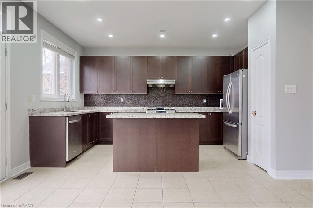 208 Weston Drive, Halton, Ontario  L9T 0V1 - Photo 5 - 40847176