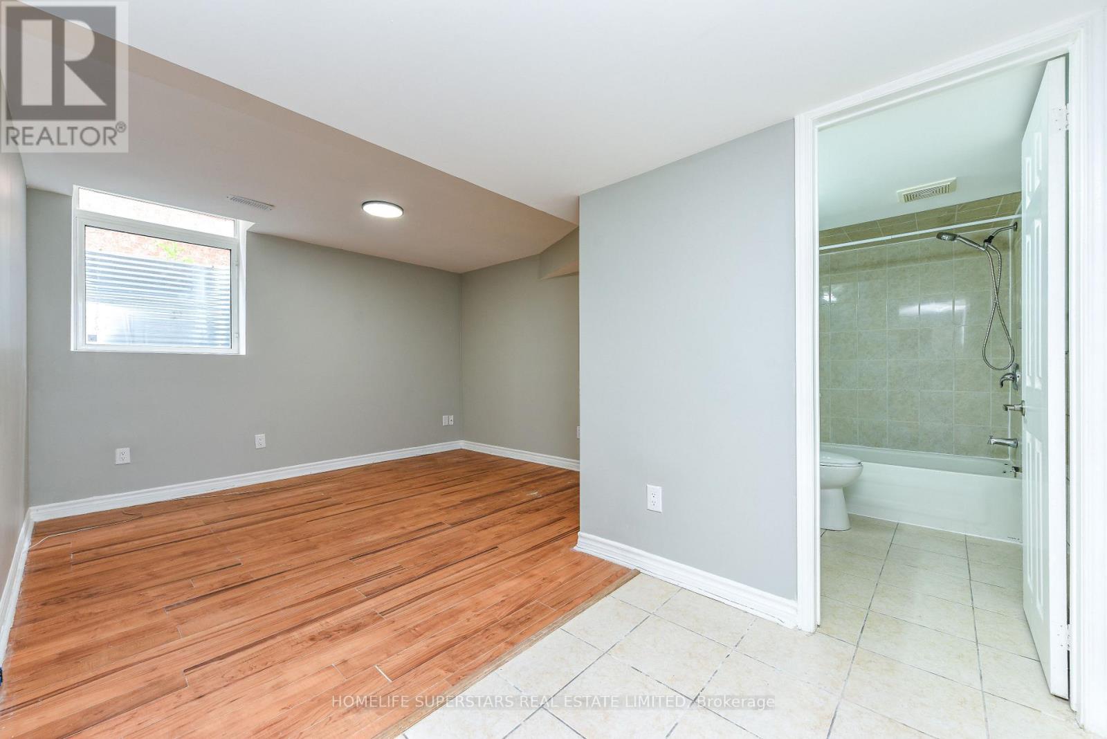 Bsmt - 15 Gold Hill Road W, Brampton, Ontario  L6X 4T6 - Photo 15 - W13434206