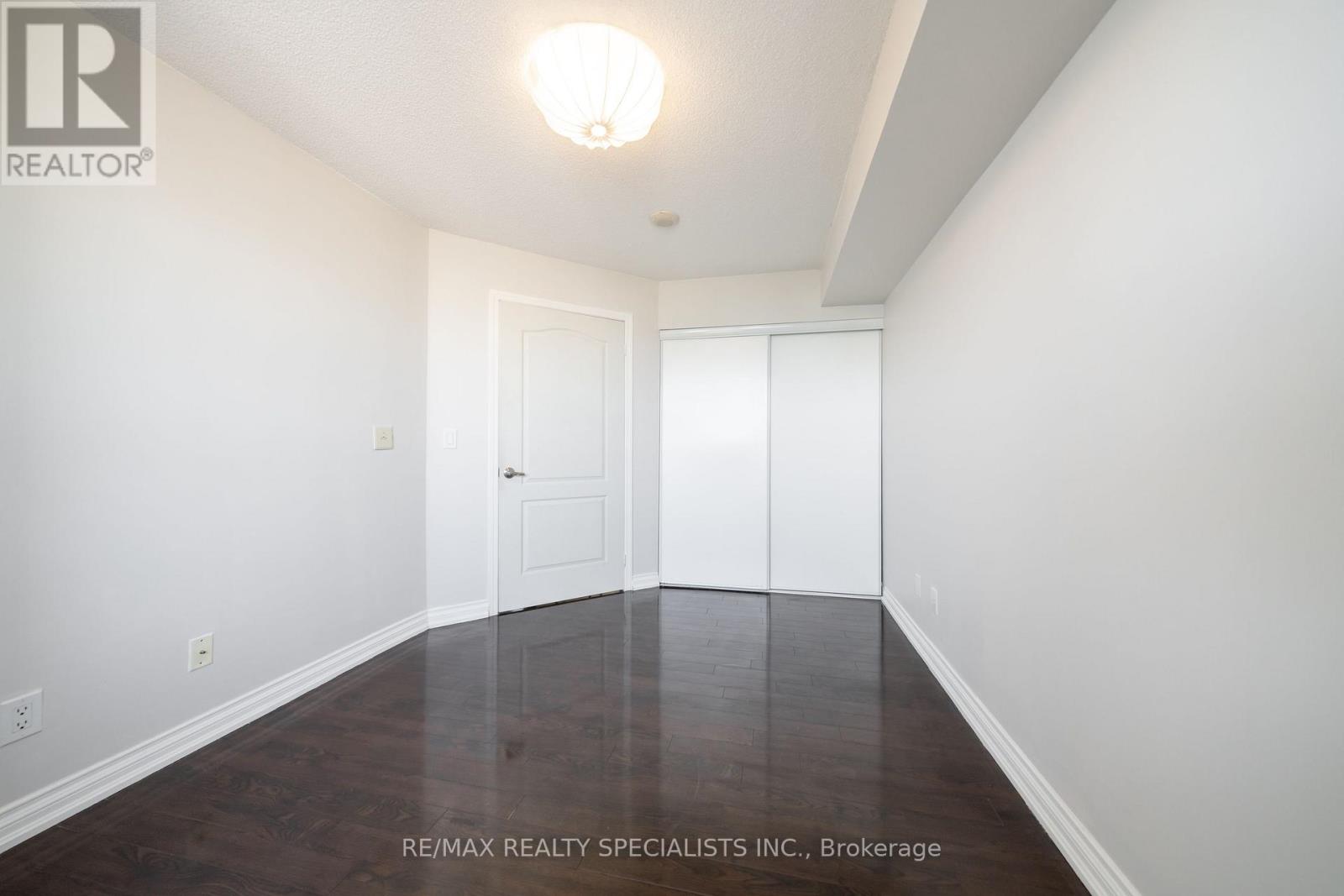 514 - 4 Elsinore Path, Toronto, Ontario  M8V 4G7 - Photo 12 - W13545096