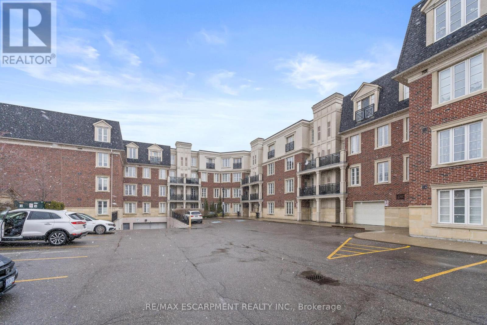 116 - 3351 CAWTHRA ROAD, Mississauga, Ontario