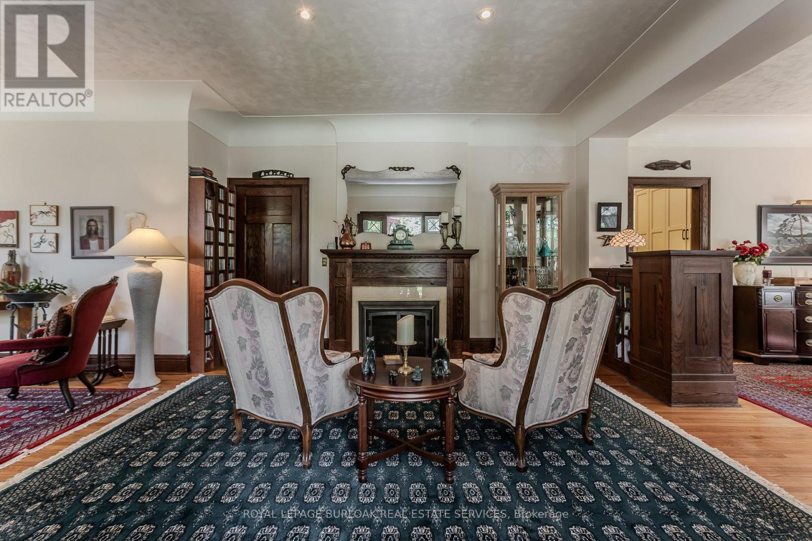 569 Locust Street, Burlington, Ontario  L7S 1V7 - Photo 8 - W13550272