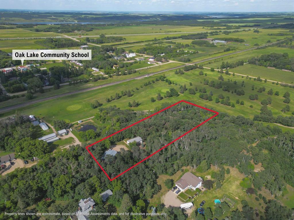 199 Oak Street E, Oak Lake, Manitoba  R0M 1P0 - Photo 28 - 202615696