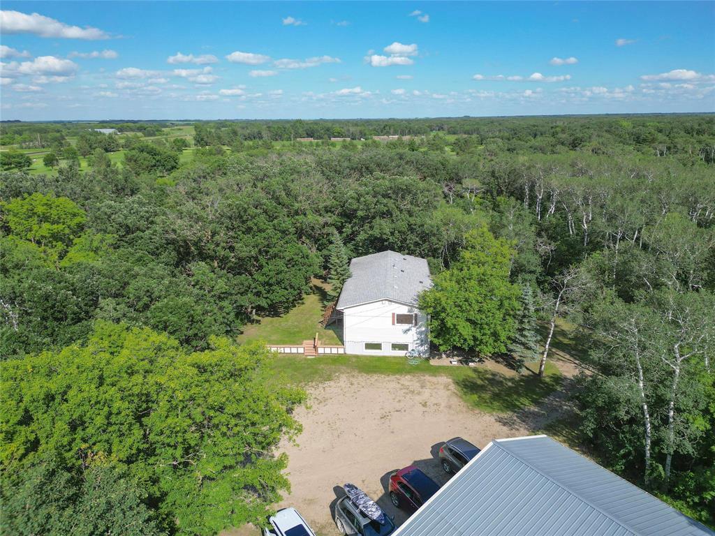 199 Oak Street E, Oak Lake, Manitoba  R0M 1P0 - Photo 4 - 202615696