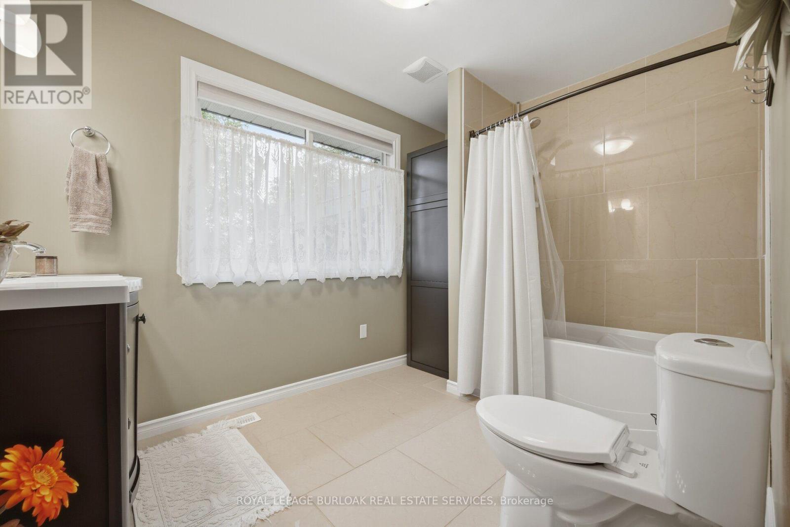 915 Governors Road, Hamilton, Ontario  L9H 5E3 - Photo 21 - X13550244