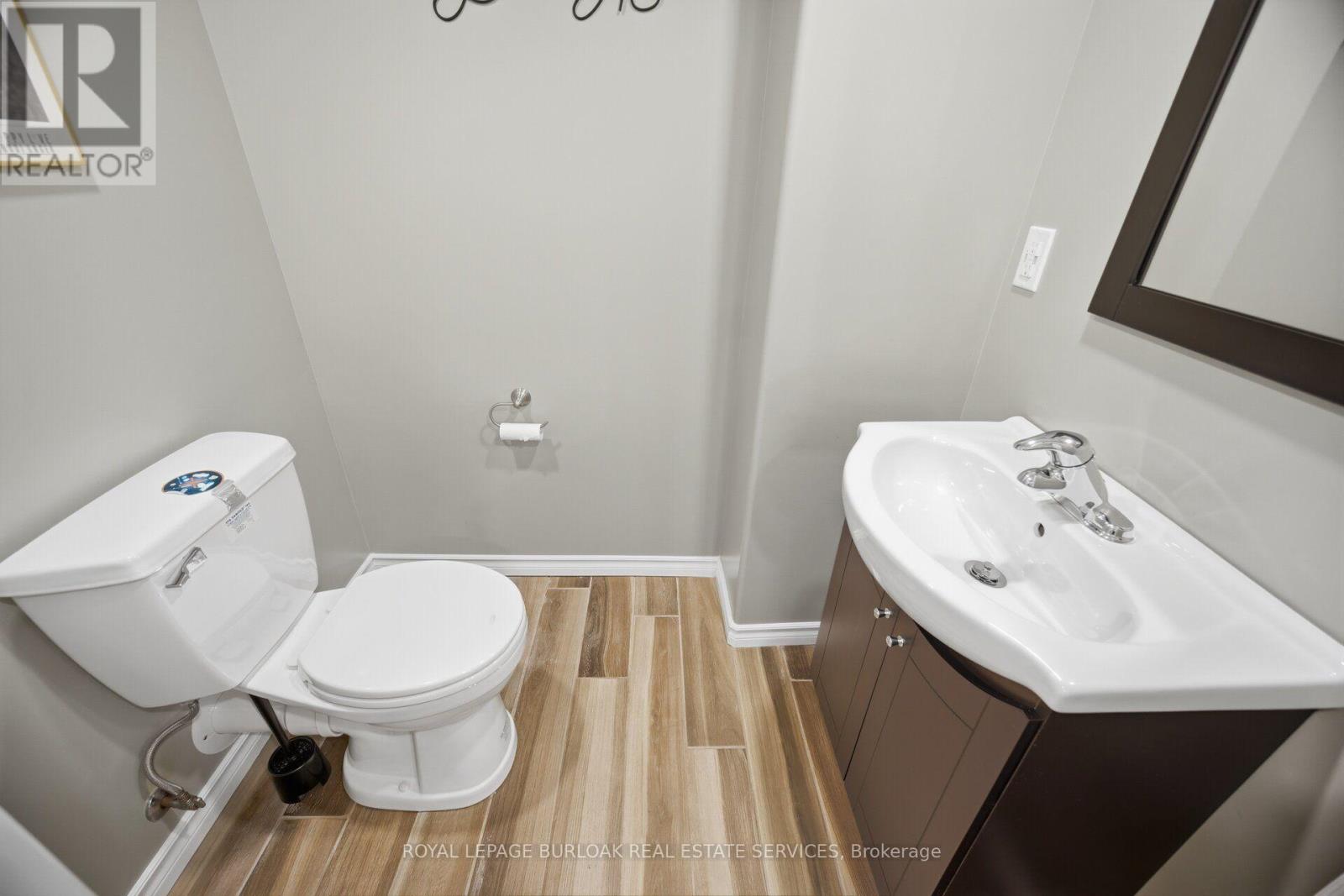915 Governors Road, Hamilton, Ontario  L9H 5E3 - Photo 36 - X13550244