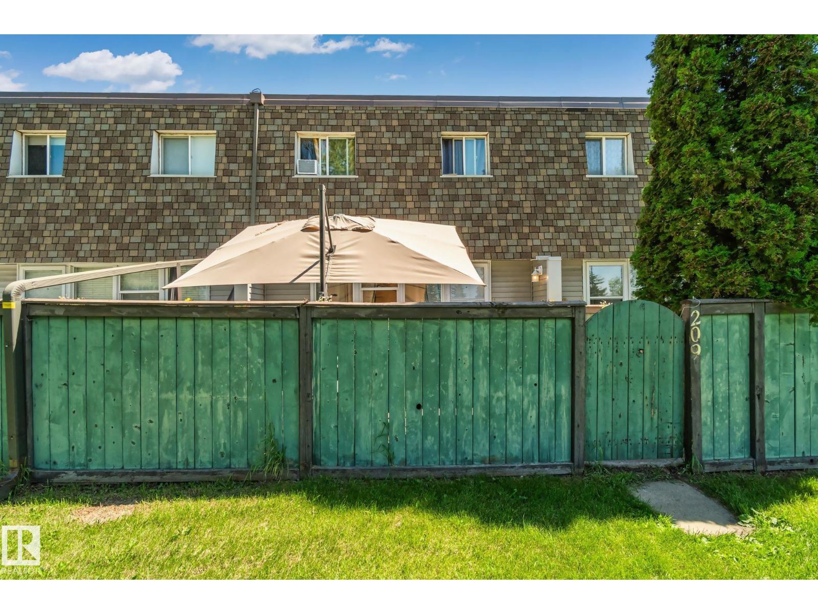 209 Village On The Green Gr NW, Edmonton, Alberta  T5A 1H2 - Photo 45 - E4498143
