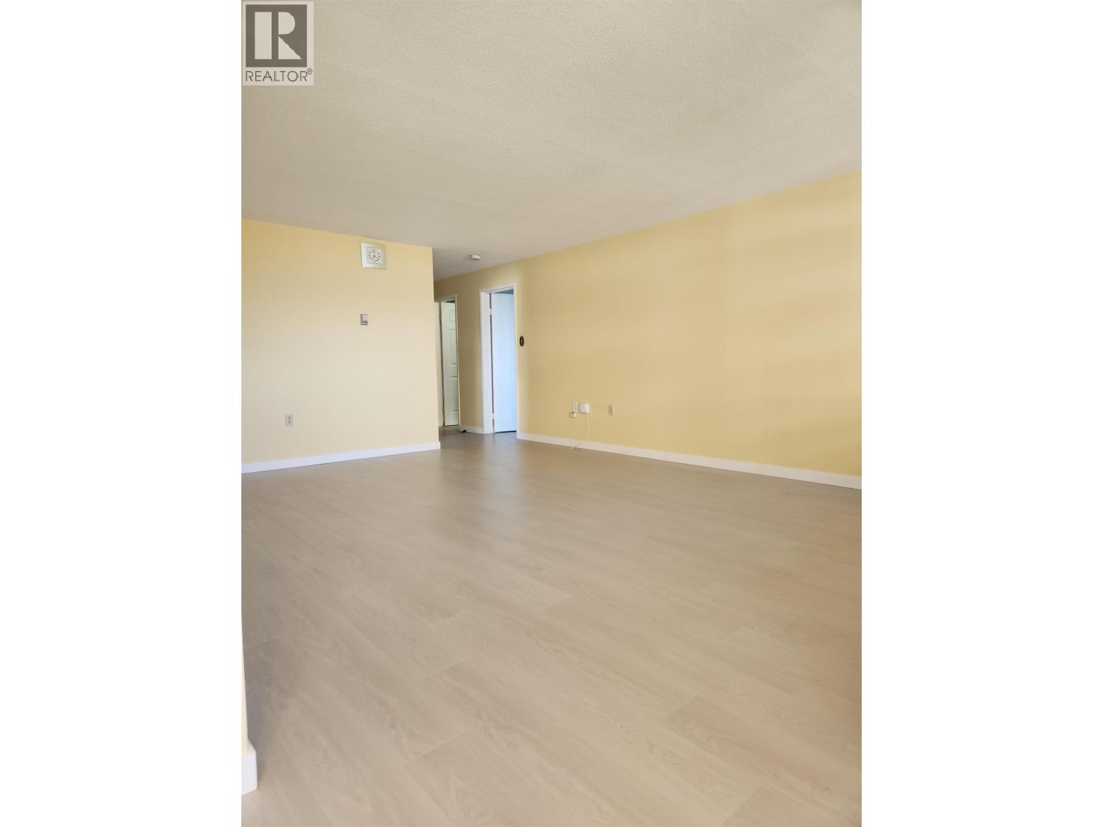 1305 6631 Minoru Boulevard, Richmond, British Columbia V6Y 1Z1 - Photo 3 - R3118003