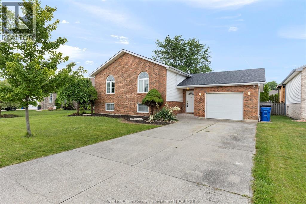 MLS# 26016663: 23 HELEN STREET, Tilbury, Canada