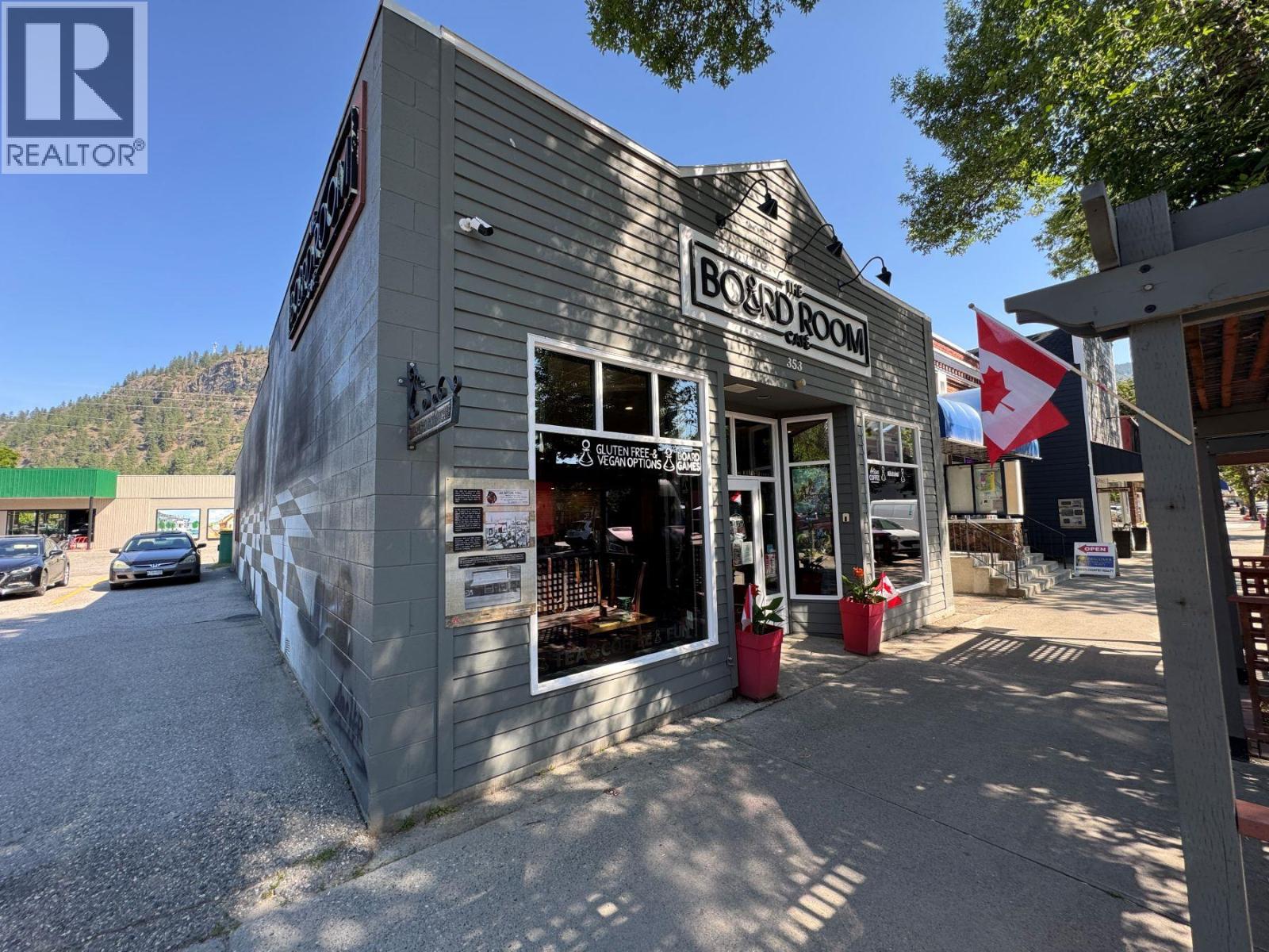 353 Market Avenue, Grand Forks, British Columbia