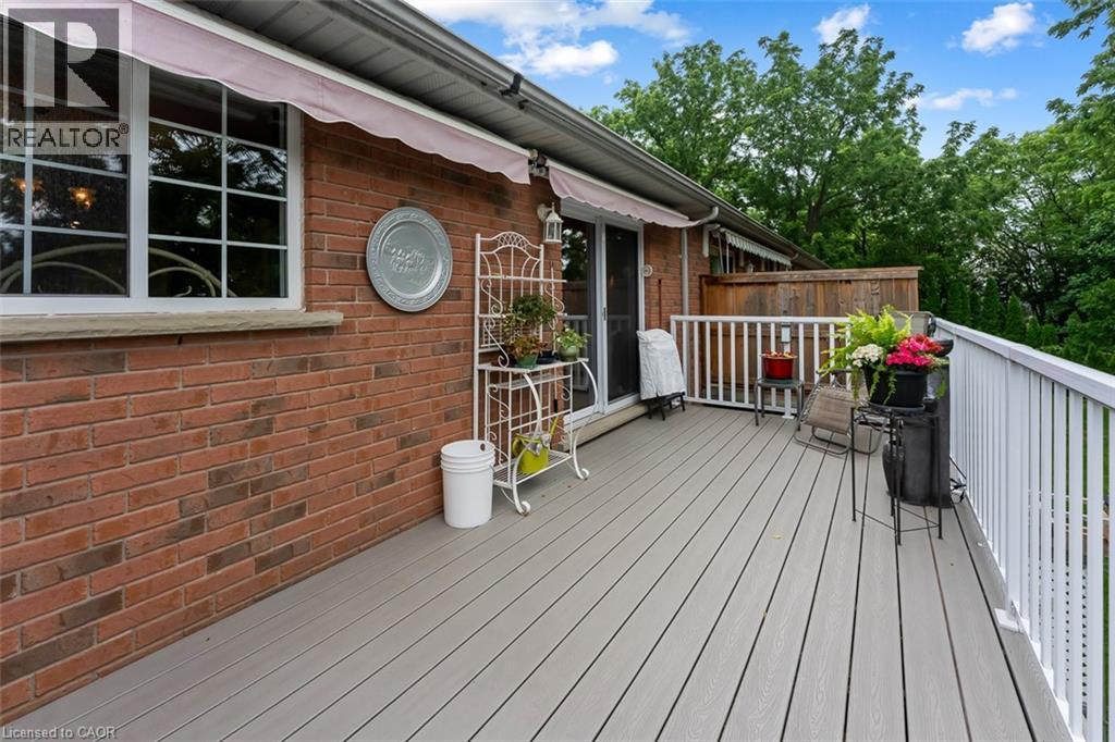 9 Kinsman Court, Fonthill, Ontario  L3E 0L1 - Photo 2 - 40846685
