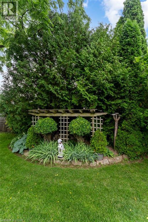 9 Kinsman Court, Fonthill, Ontario  L3E 0L1 - Photo 8 - 40846685