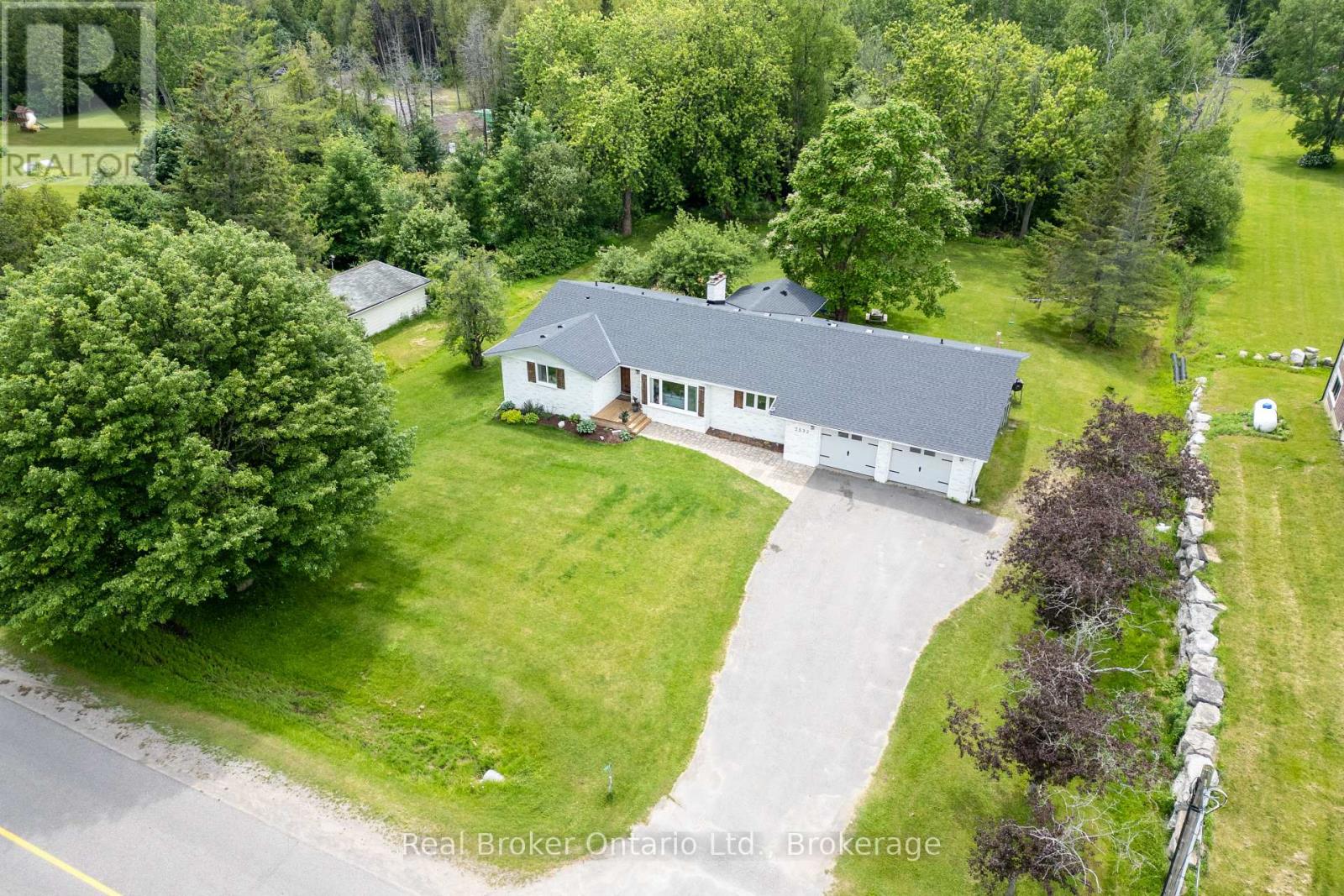 2532 Holt Road, Clarington, Ontario  L1C 6G6 - Photo 3 - E13550538