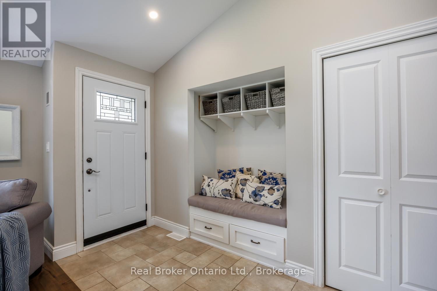 2532 Holt Road, Clarington, Ontario  L1C 6G6 - Photo 7 - E13550538