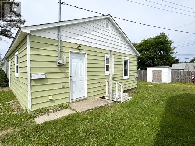 5 Preswick Street, Stephenville, Newfoundland & Labrador  A2N 1L3 - Photo 2 - 1296194