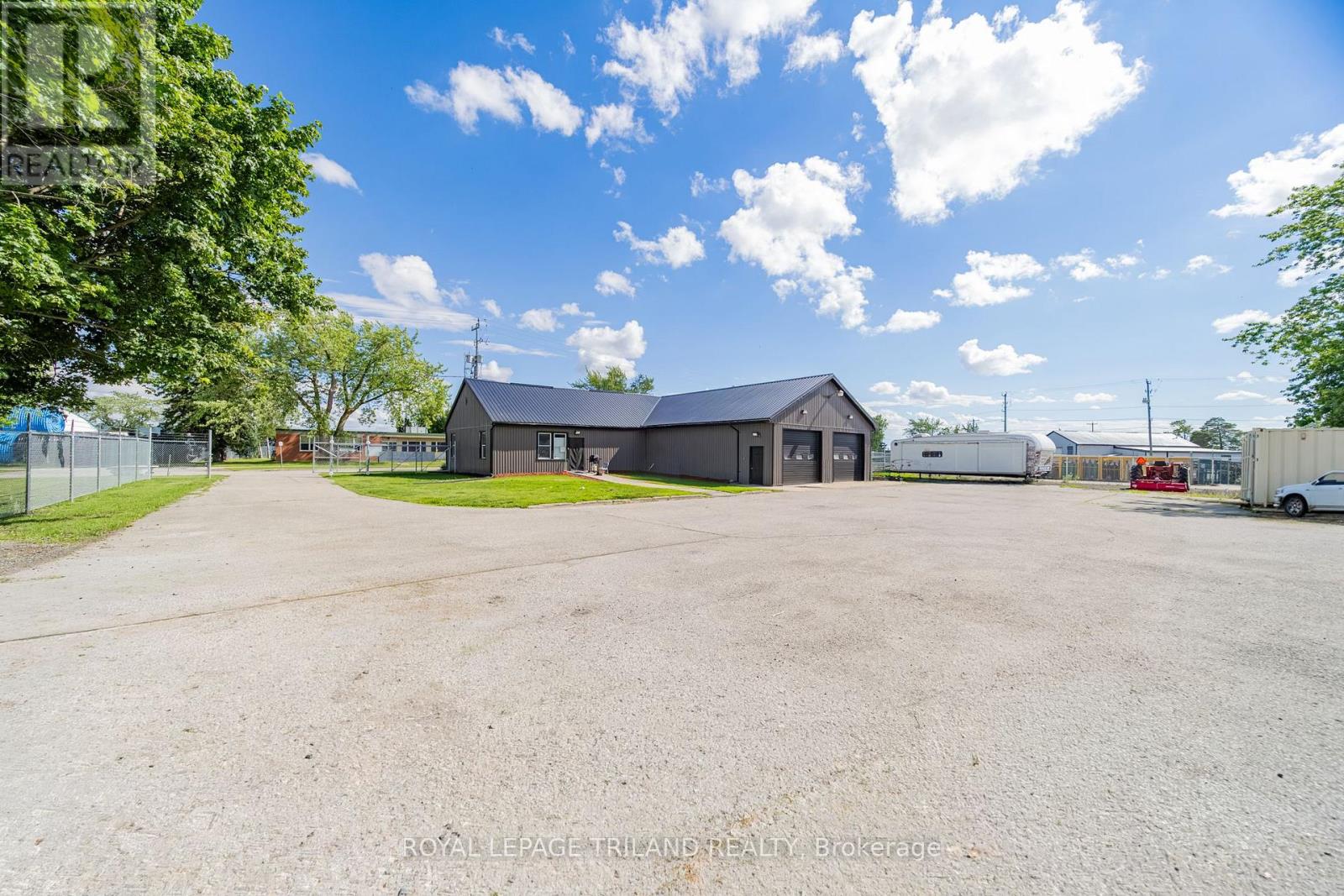 422 Canada Avenue, South Huron, Ontario  N0M 1Y0 - Photo 6 - X13550606