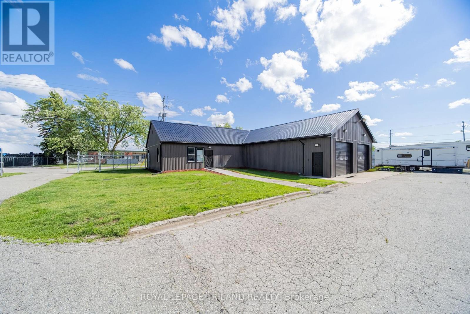 422 Canada Avenue, South Huron, Ontario  N0M 1Y0 - Photo 7 - X13550606