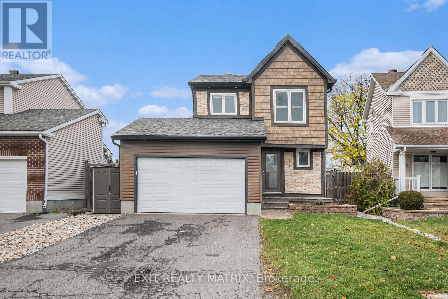 489 ROUGEMOUNT CRESCENT, Ottawa, Ontario