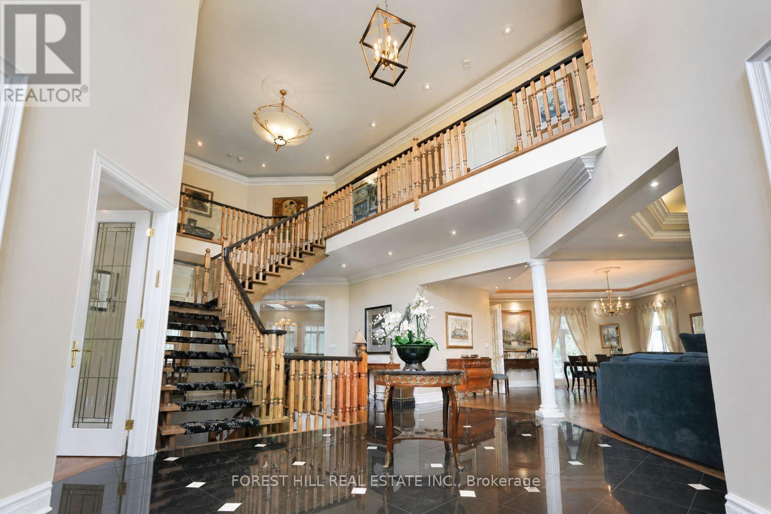 161 Renaissance Court, Vaughan, Ontario  L4J 7W4 - Photo 4 - N12929192