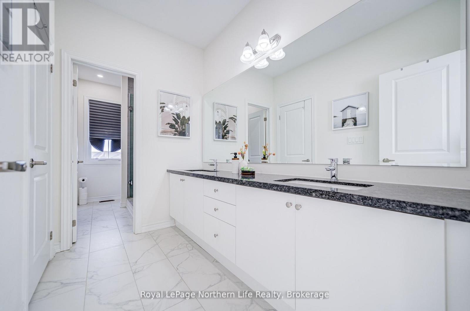 259 Danny Wheeler Boulevard, Georgina, Ontario  L4P 0J9 - Photo 38 - N13550536