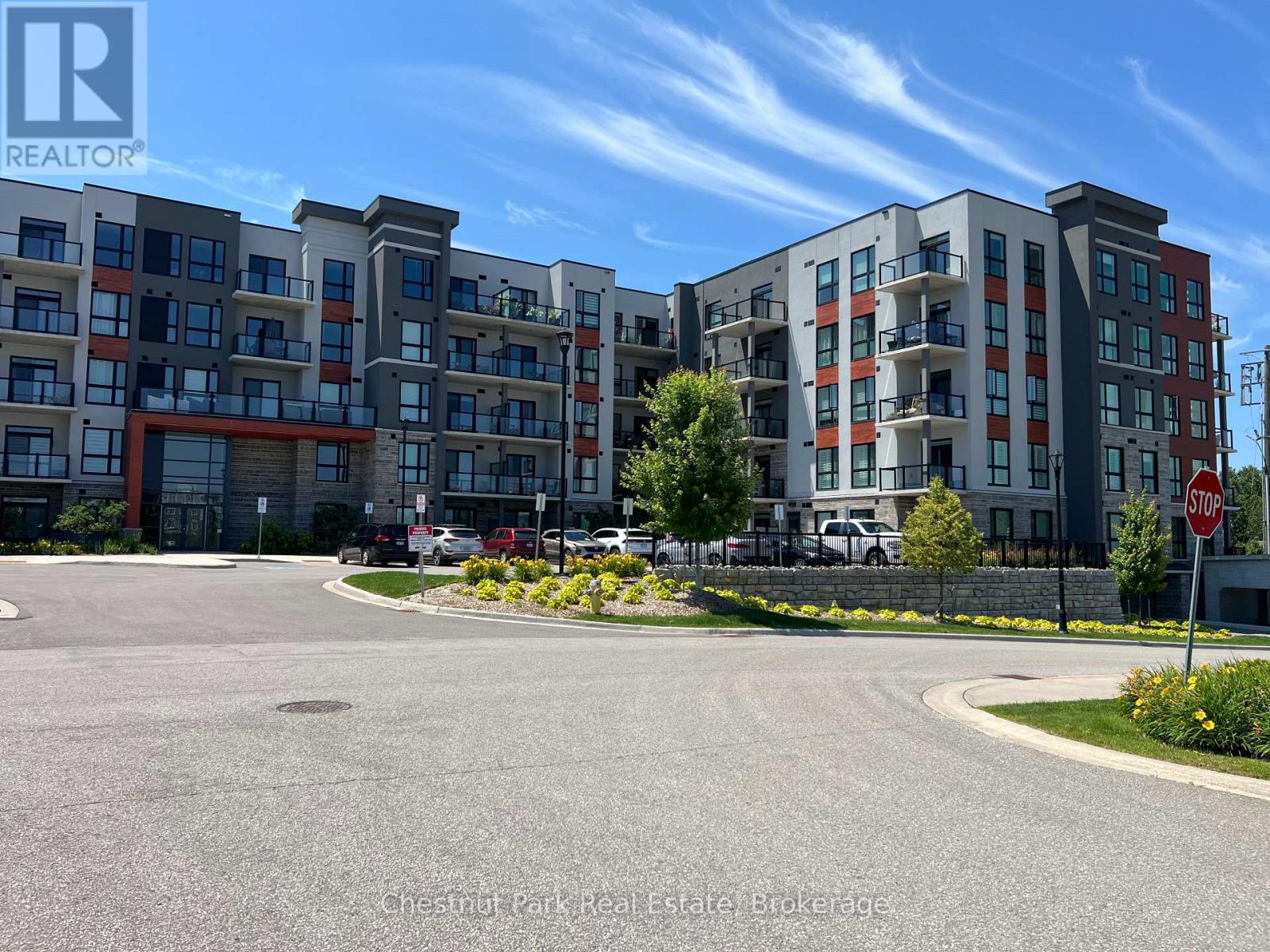515 - 4 KIMBERLY LANE, Collingwood