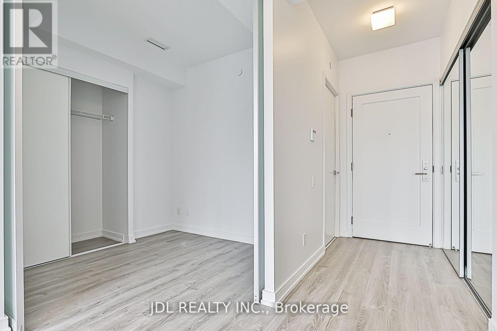 1808 - 28 Wellesley Street E, Toronto, Ontario  M4Y 0C4 - Photo 5 - C13550404