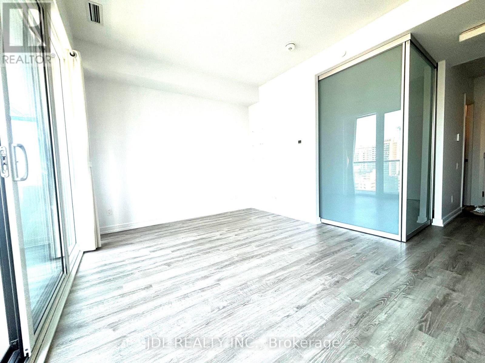 1808 - 28 Wellesley Street E, Toronto, Ontario  M4Y 0C4 - Photo 6 - C13550404
