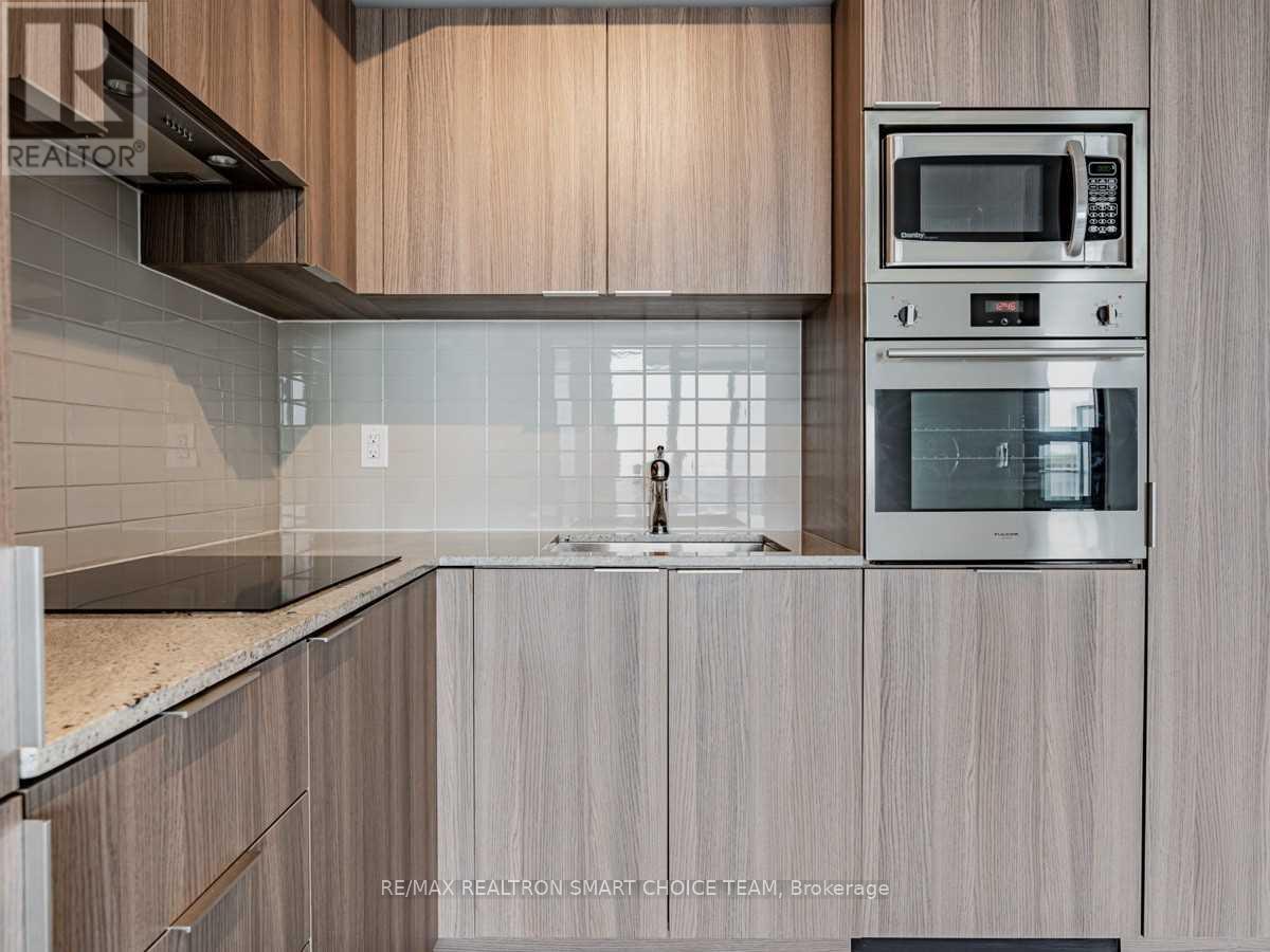 2506 - 11 Wellesley Street W, Toronto, Ontario  M4Y 0G4 - Photo 7 - C13550516