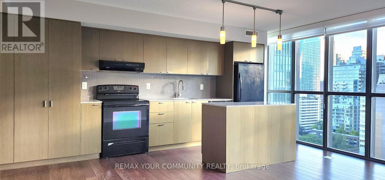 1704 - 110 Charles Street E, Toronto, Ontario  M4Y 1T5 - Photo 13 - C13550542