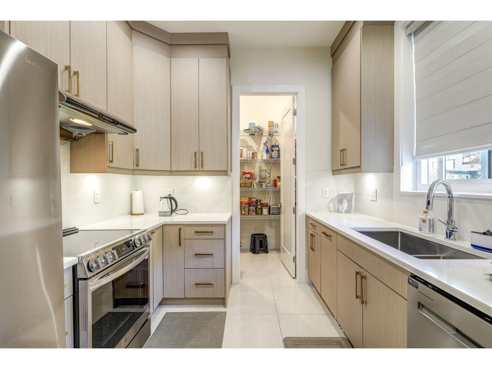 6052 181a Street, Surrey, British Columbia  V3S 4M2 - Photo 16 - R3145043