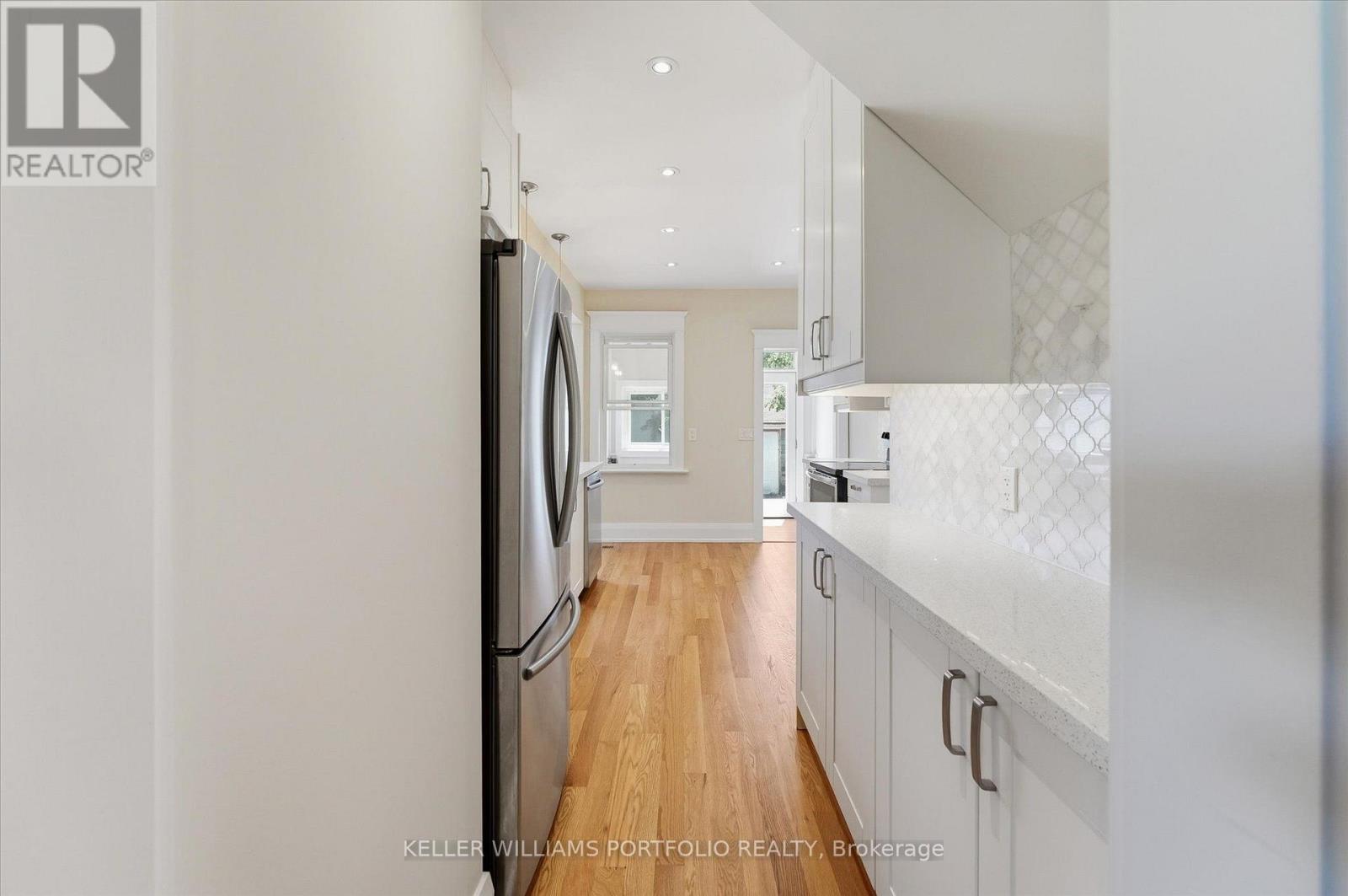 289 Wolverleigh Boulevard, Toronto, Ontario  M4C 1S3 - Photo 17 - E13550522