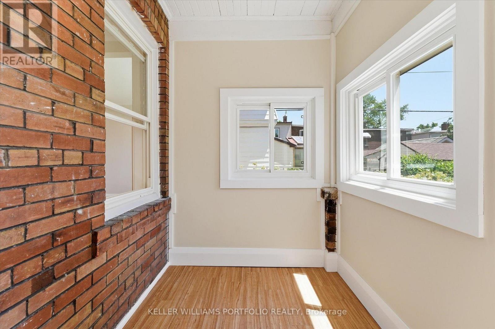 289 Wolverleigh Boulevard, Toronto, Ontario  M4C 1S3 - Photo 18 - E13550522