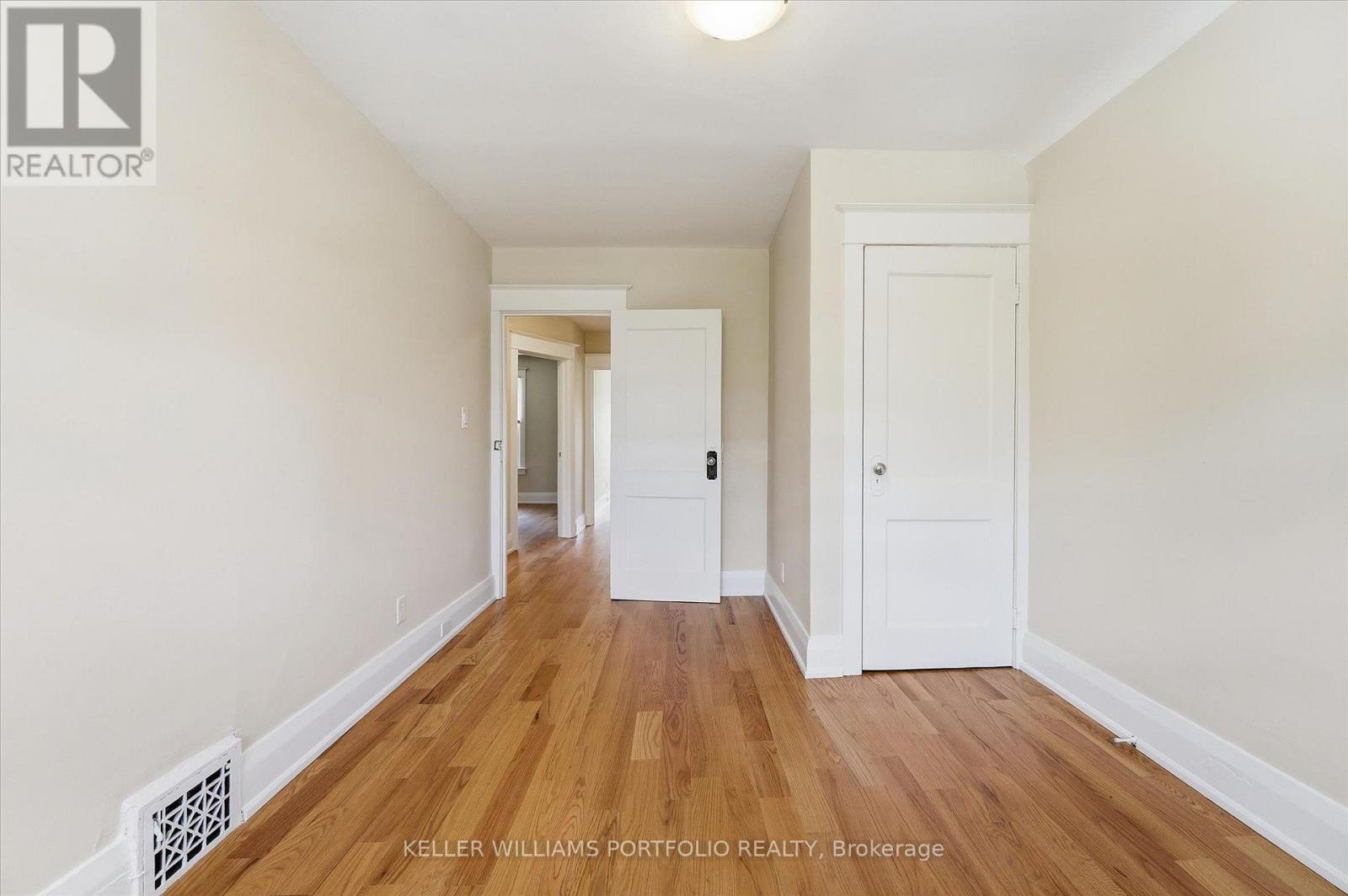 289 Wolverleigh Boulevard, Toronto, Ontario  M4C 1S3 - Photo 23 - E13550522