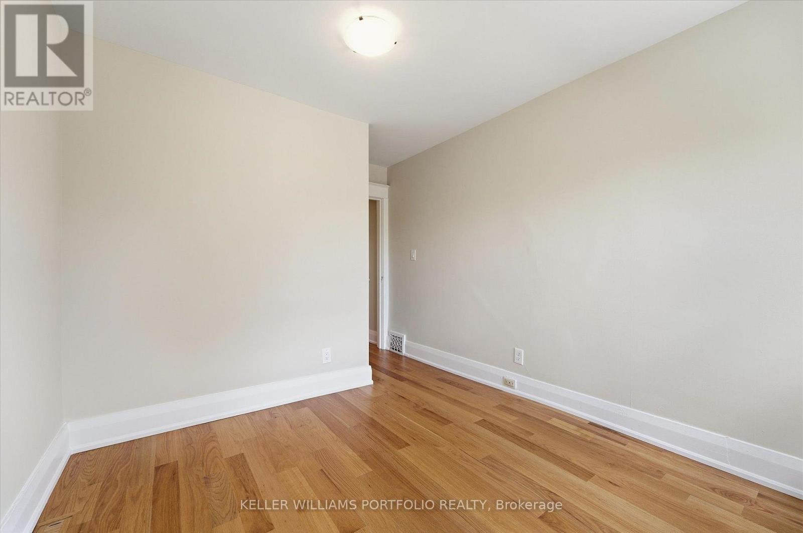 289 Wolverleigh Boulevard, Toronto, Ontario  M4C 1S3 - Photo 35 - E13550522
