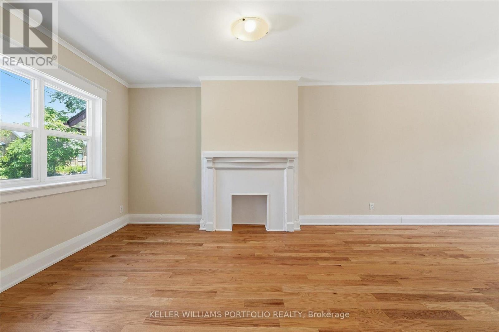 289 Wolverleigh Boulevard, Toronto, Ontario  M4C 1S3 - Photo 7 - E13550522