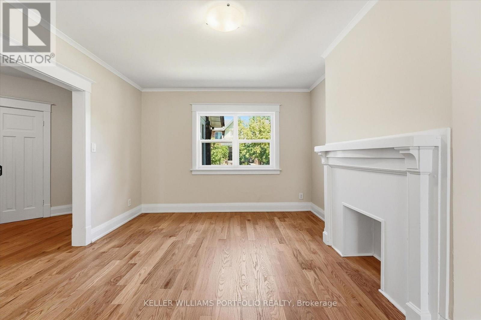 289 Wolverleigh Boulevard, Toronto, Ontario  M4C 1S3 - Photo 9 - E13550522