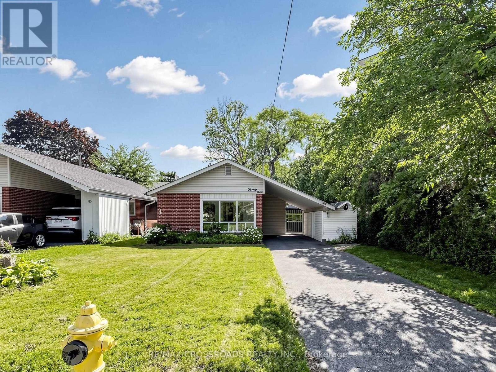 29 Orton Park Road, Toronto, Ontario  M1G 3G2 - Photo 2 - E13550614