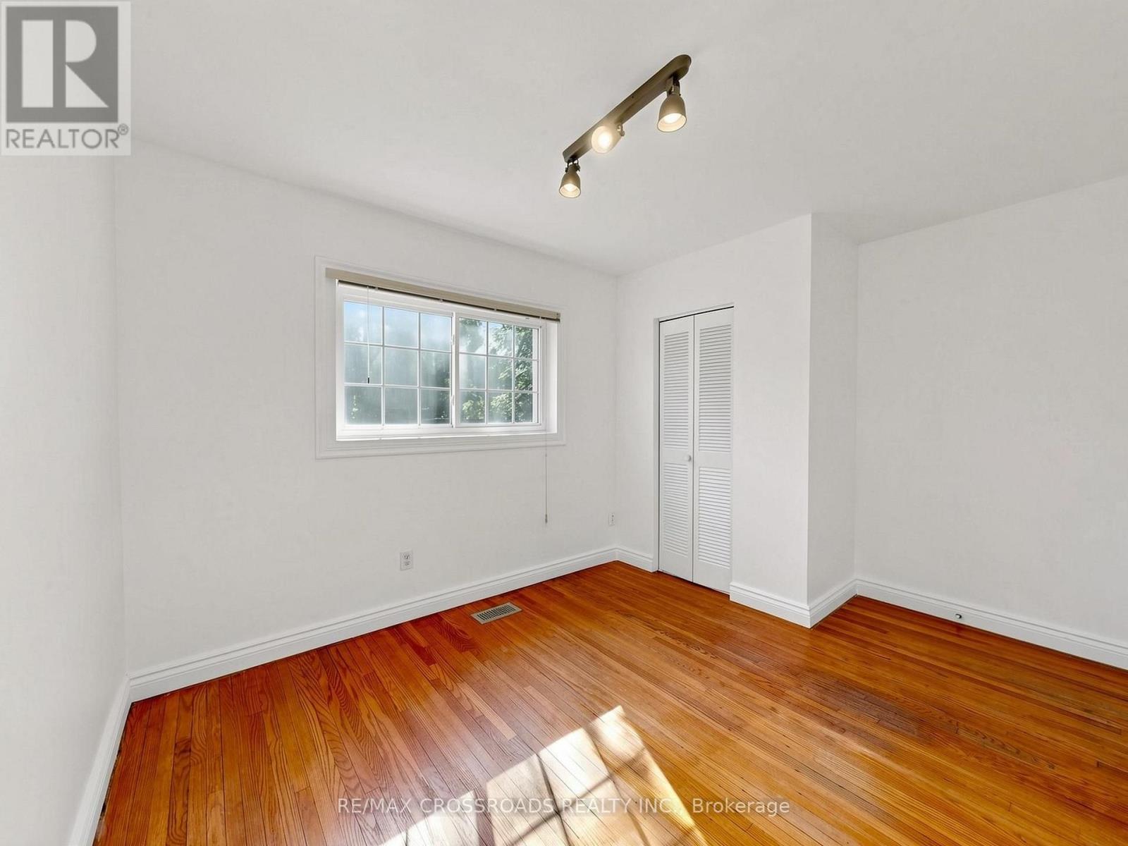 29 Orton Park Road, Toronto, Ontario  M1G 3G2 - Photo 20 - E13550614