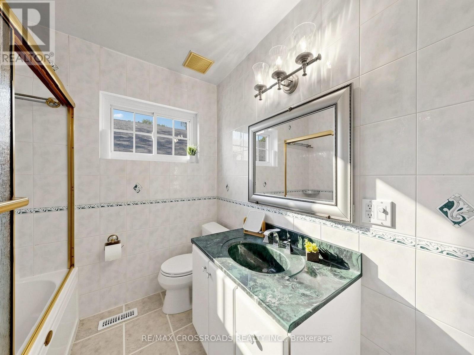 29 Orton Park Road, Toronto, Ontario  M1G 3G2 - Photo 30 - E13550614