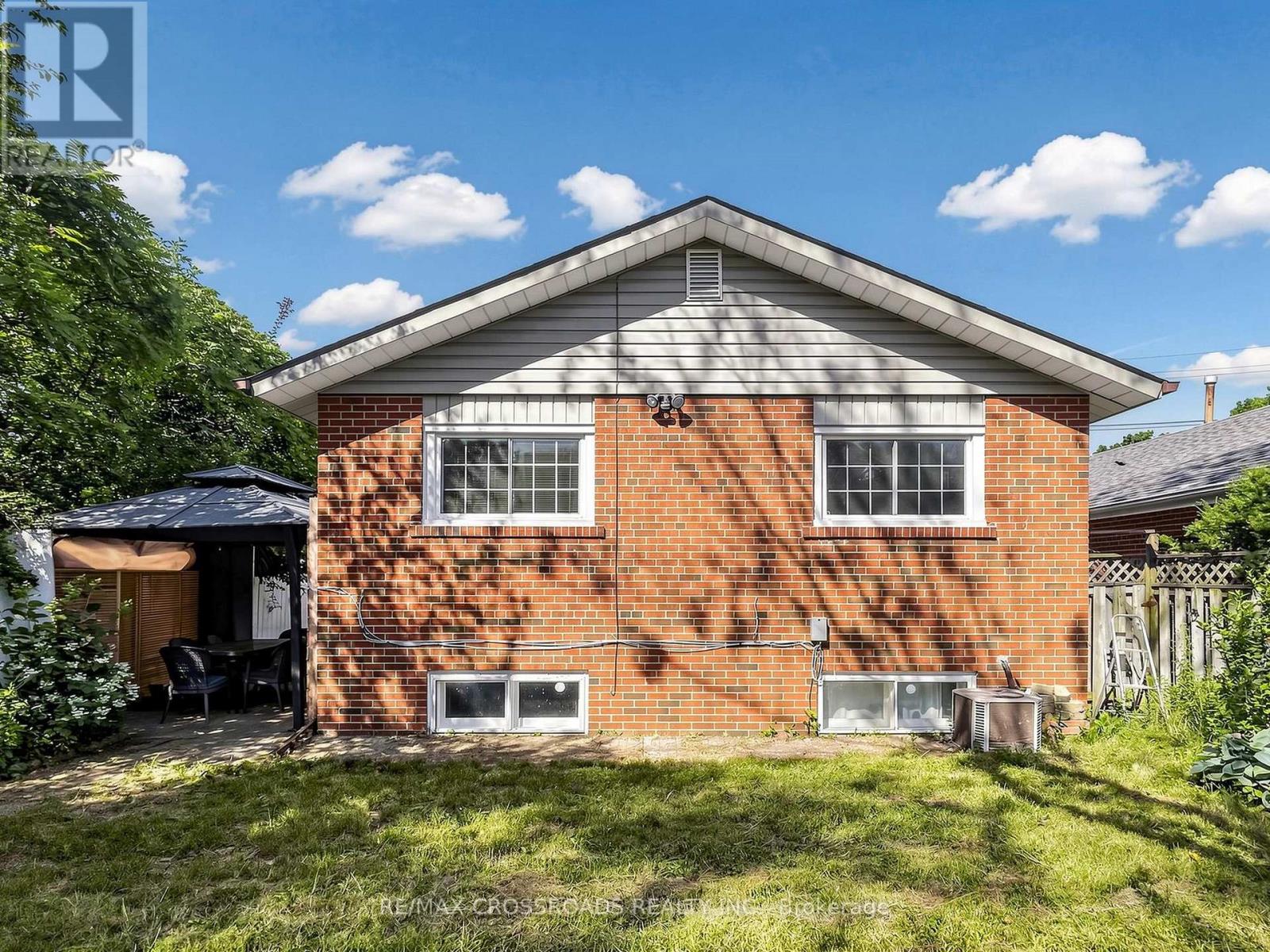 29 Orton Park Road, Toronto, Ontario  M1G 3G2 - Photo 45 - E13550614