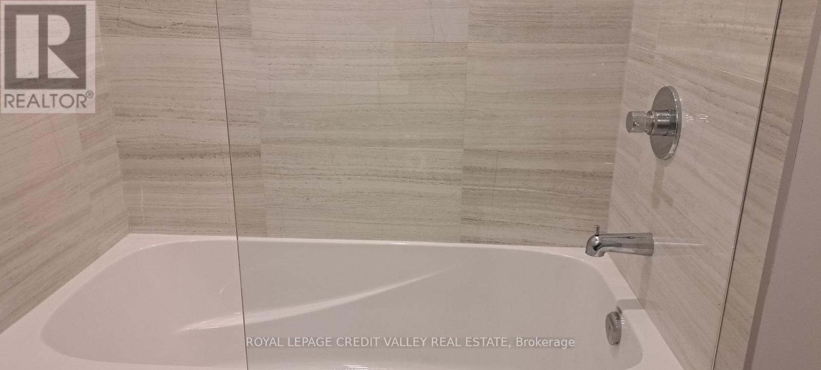 6210 - 225 Commerce Street, Vaughan (Vaughan Corporate Centre), Ontario  L4K 0R1 - Photo 15 - N13550518