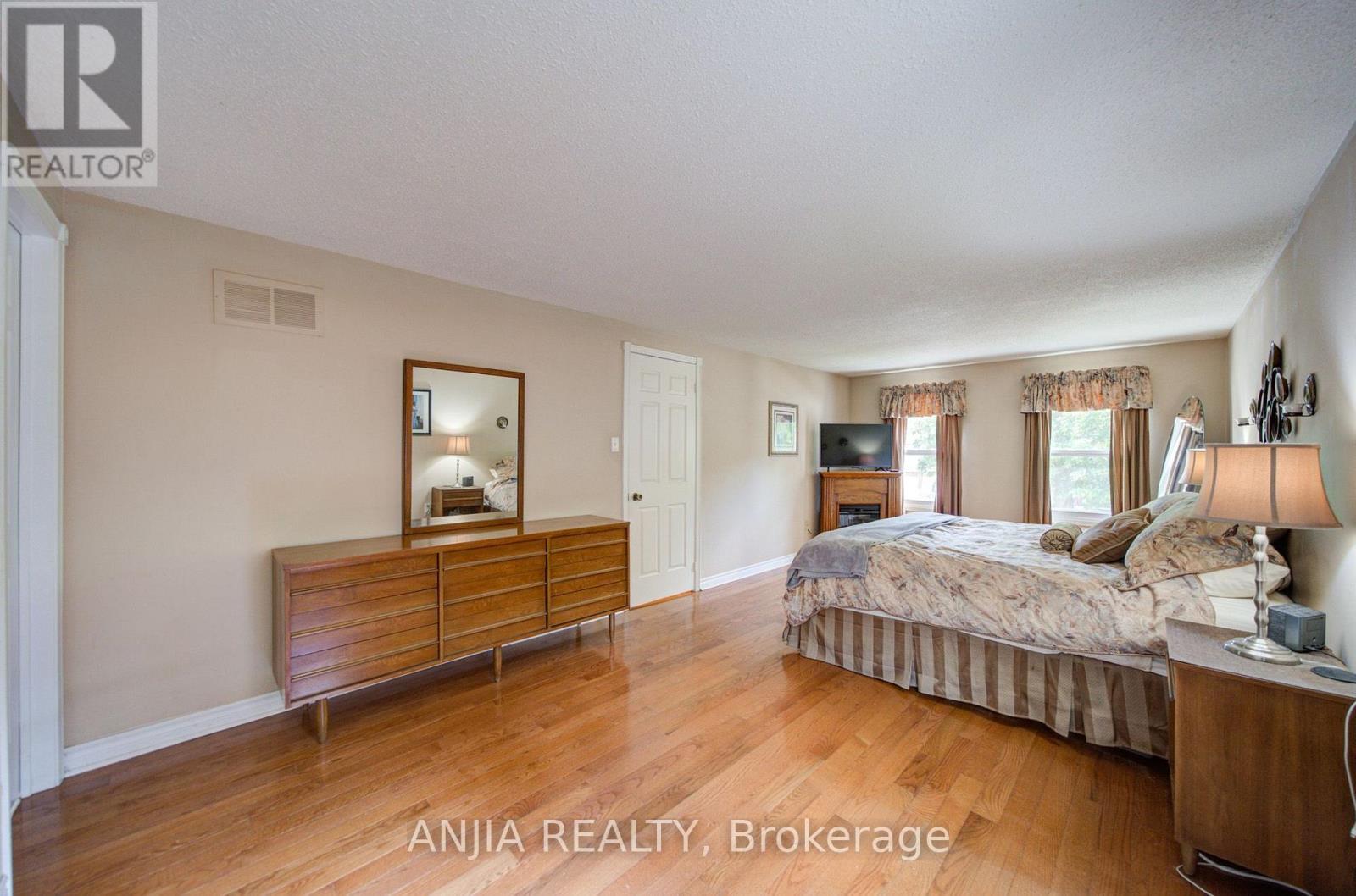 54 Meyer Circle, Markham, Ontario  L3P 4C4 - Photo 17 - N13550526