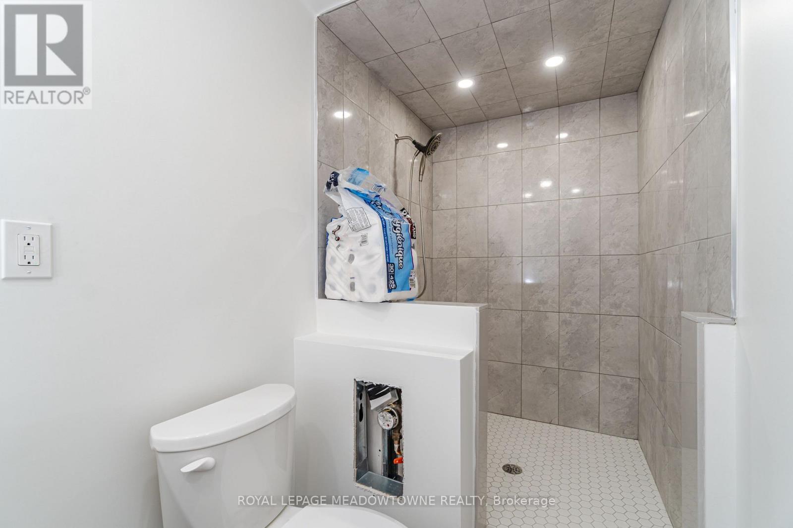 17 - 830 Rowntree Dairy Road, Vaughan, Ontario  L4L 5V3 - Photo 19 - N13550548