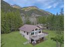 2360/2380 95 Highway, Spillimacheen, BC V0A 1P0