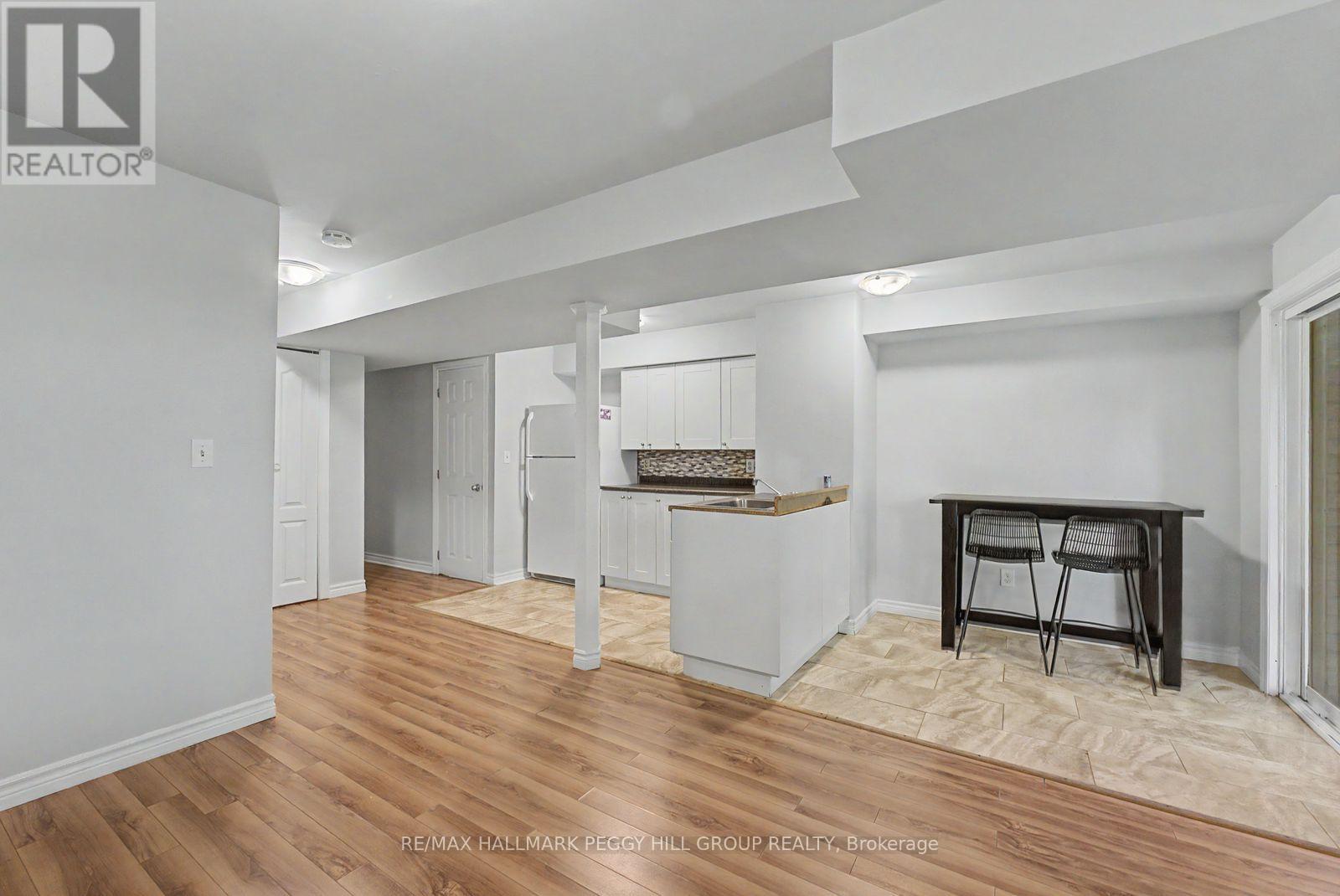 59 - Lower - 175 Stanley Street, Barrie, Ontario  L4M 0G2 - Photo 5 - S13550346